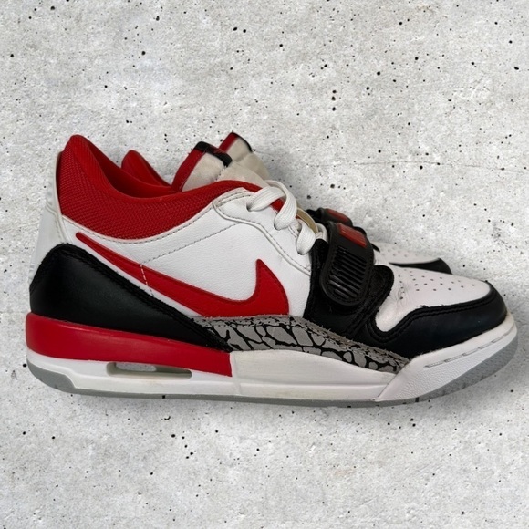 Jordan Other - Kids Air Jordan Legacy 312 size 4.5Y